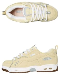 Womens Ct Iv Chet Thomas Classic Shoe Banana Split