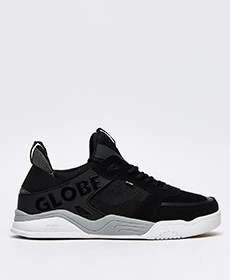 Tilt Evo Shoes In "Black/White" By Globe