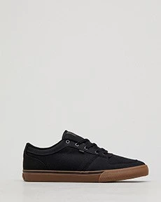 Newhaven Shoes In "Black/Tobacco Gum" By Globe