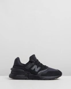 997 - Men's Triple Black By New Balance Classics