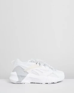 Aztrek Double Nu Laces Shoes - Women's True Grey & Skull Grey By Reebok