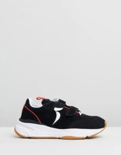 Cesana Black & White By Ellesse