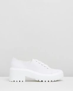 Chase Sneakers White Canvas By Dazie