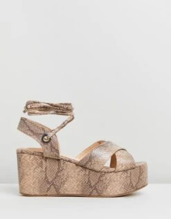 Chica Flatform Wedges Snakeskin By Dazie