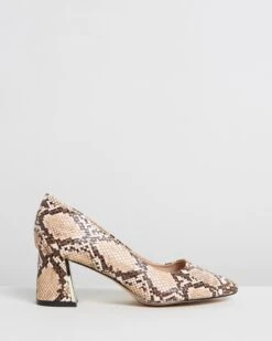 Daydream Courts - Wide Fit Animal By Dorothy Perkins