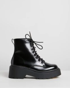 Fizz Ankle Boots Black Smooth By Dazie