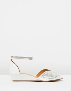 Fleur Wedges White / Silver By Vizzano