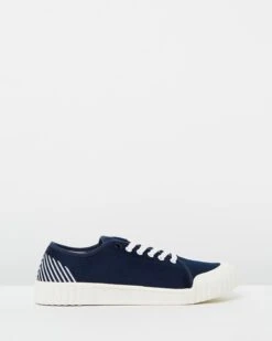 Flyknit Gamer Low Navy Stripe By Good News