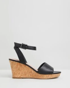 Gwen Black By Iris Footwear