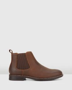 Hanger Brown By Hush Puppies