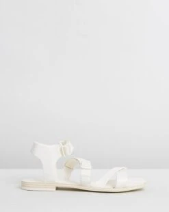 Indah White By Dolce Vita
