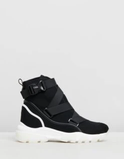 Jasper Black By Alias Mae