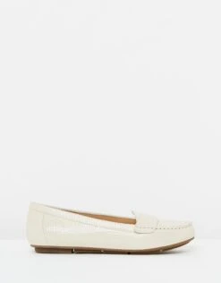 Larrun Loafers Ivory Snake By Vionic