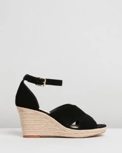 Lilly Black By Iris Footwear
