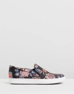 Marianne Black Floral By Naturalizer
