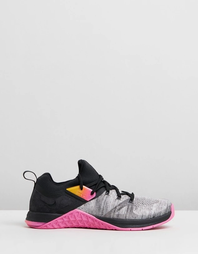 Metcon Flyknit 3 - Women's Black, Laser Fuchsia & White By Nike 3 Metcon Flyknit 3 - Women's Black, Laser Fuchsia & White By Nike