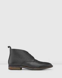 Middleton Chukka Boots Black By Aq By Aquila