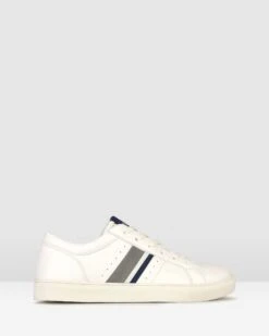 Nate Low Top Lifestyle Sneakers White By Betts