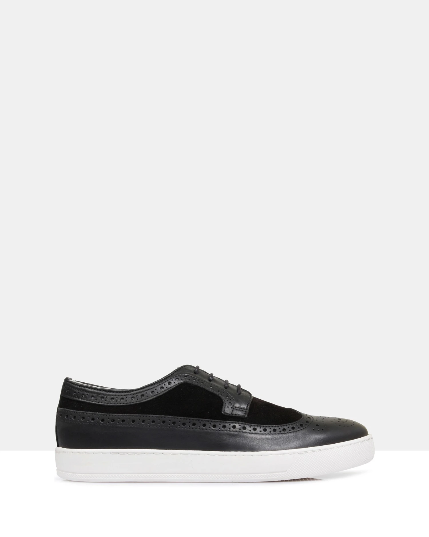 Reid Sneakers Black By Brando 3 Reid Sneakers Black By Brando