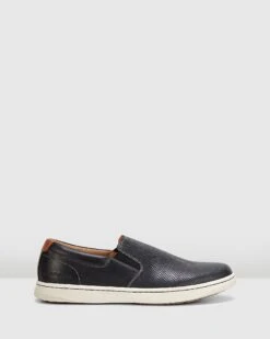 Tony Black Oiled Leather By Hush Puppies