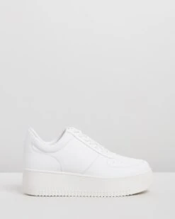 Vanpa Sneakers White Smooth By Dazie