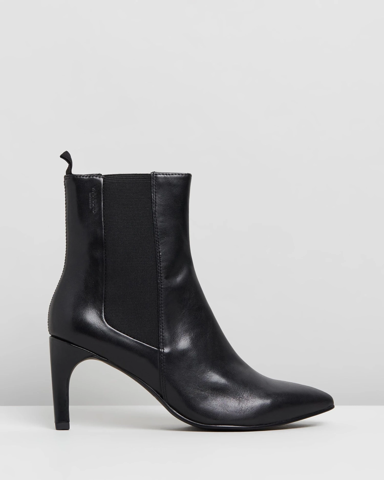 Whitney Black By Vagabond 3 Whitney Black By Vagabond